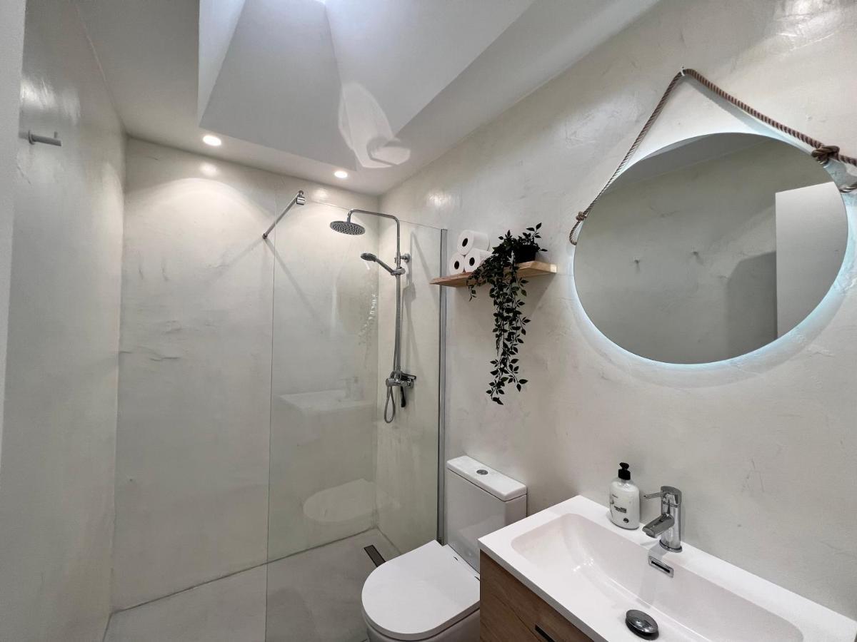 Modern Luxury Villa 포리스 데 아보나 외부 사진