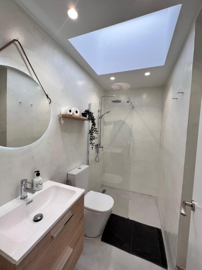Modern Luxury Villa 포리스 데 아보나 외부 사진